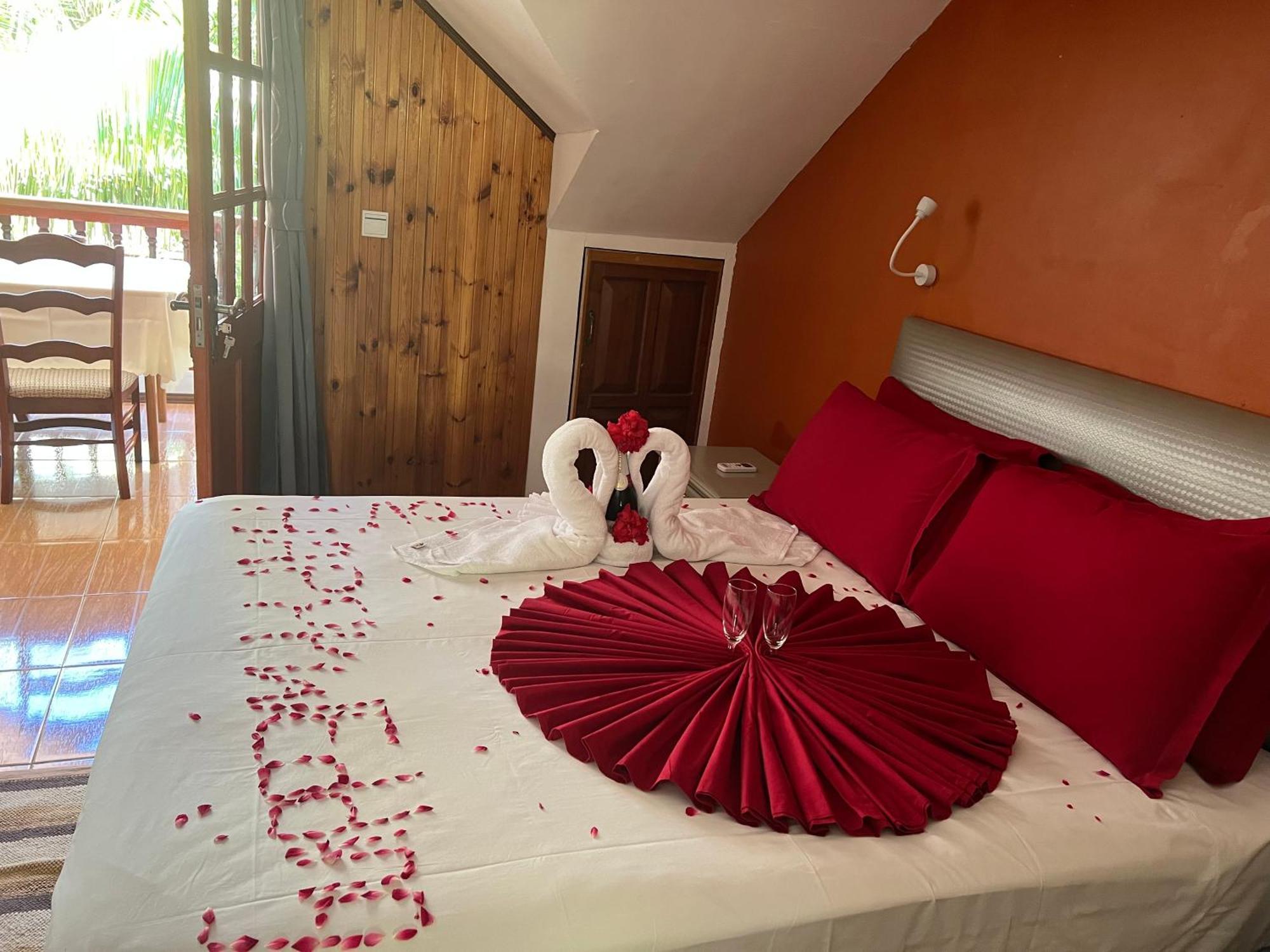 Chloe'S Cottage Self-Catering La Digue Luaran gambar
