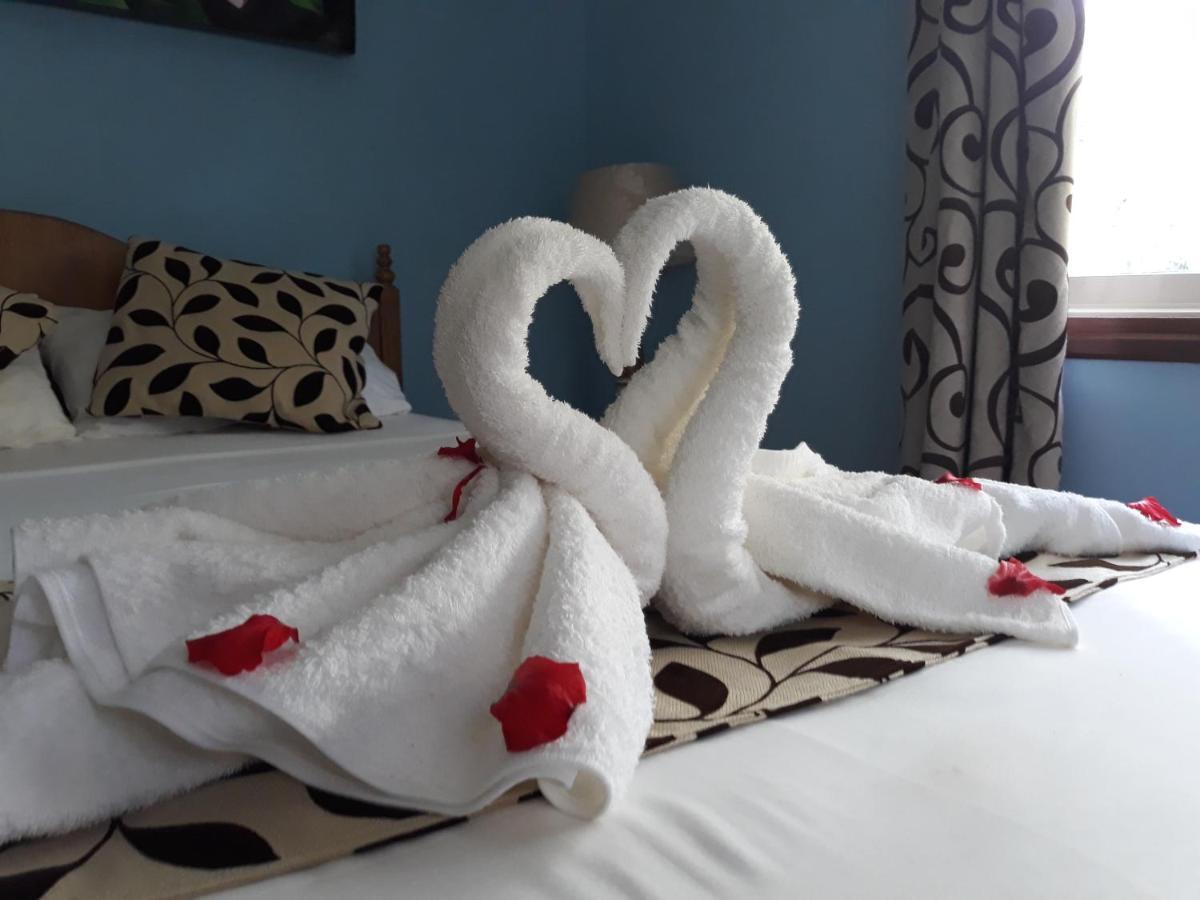 Chloe'S Cottage Self-Catering La Digue Bilik gambar